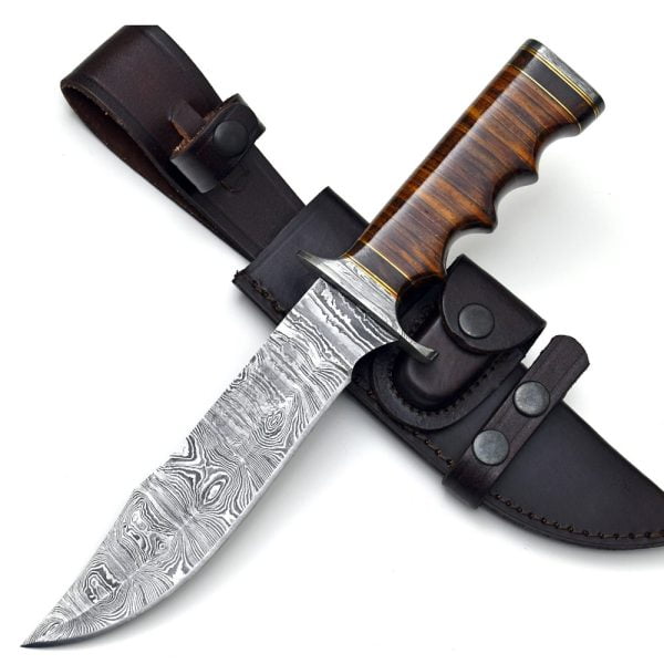 Bushcrafter knife, hunting knife, damascus knife,