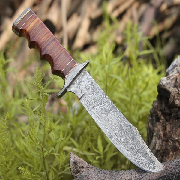 Bushcrafter knife, hunting knife, damascus knife,